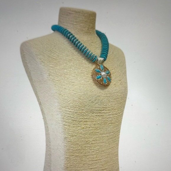 Sand Dollar Turquoise Pendant Necklace - Picture 3 of 4